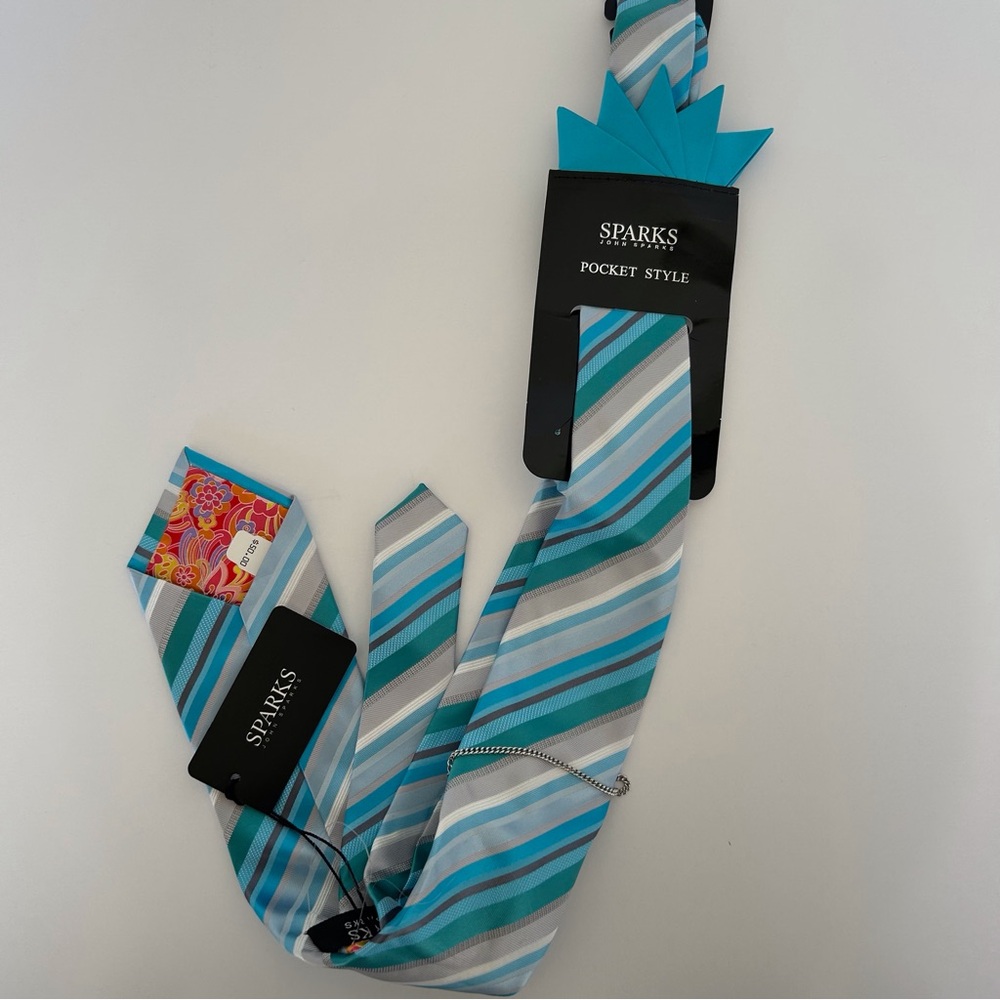 JOHN SPARKS MULTICOLORED STRIPED NECKTIE, POCKET SQUARE AND TIE CHAIN NWT